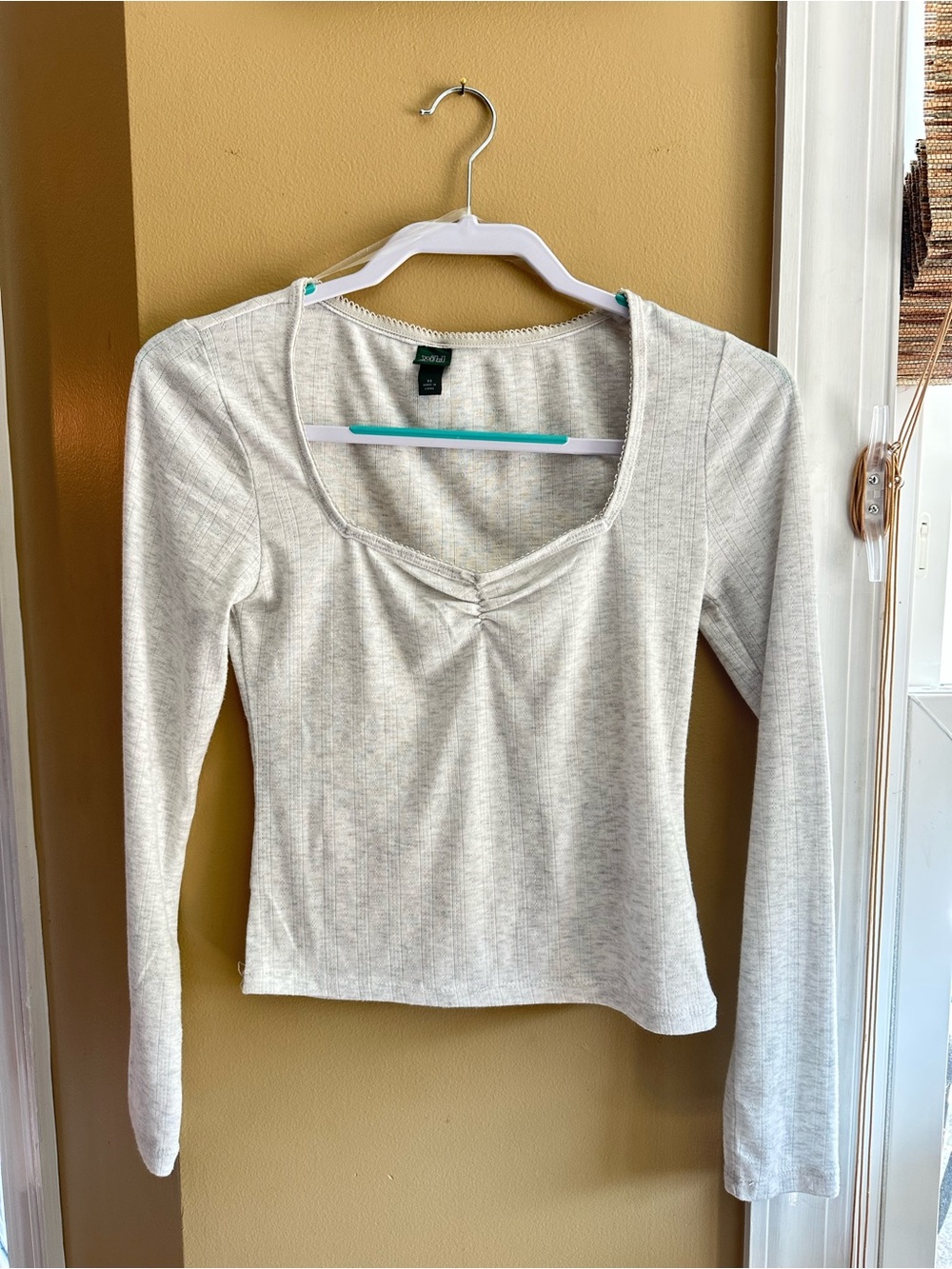 wild fable Heather Cream Long-Sleeve Scoop Neck Top